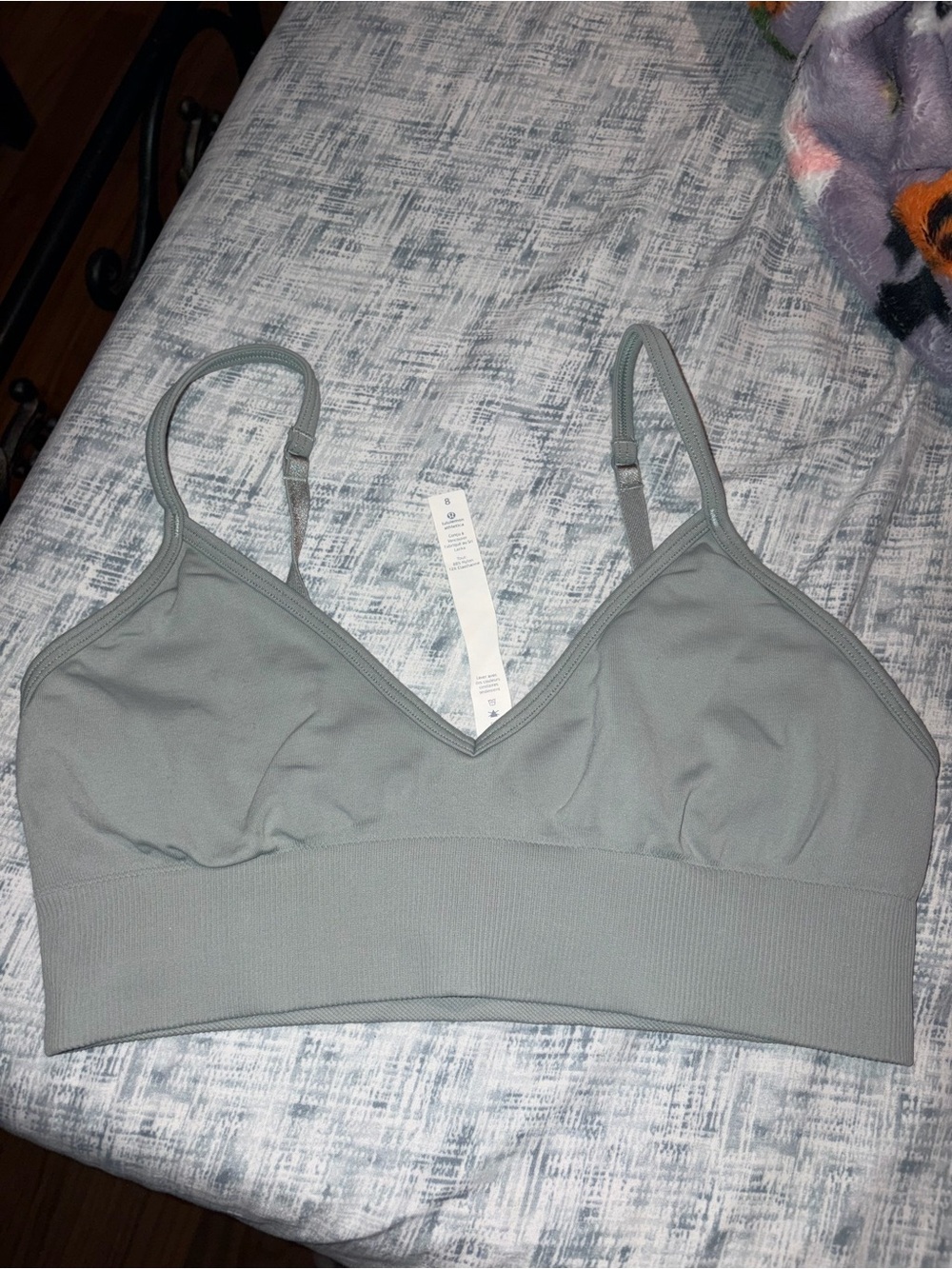 Lululemon size 8 Seamless Soft Support Bralette in Gray